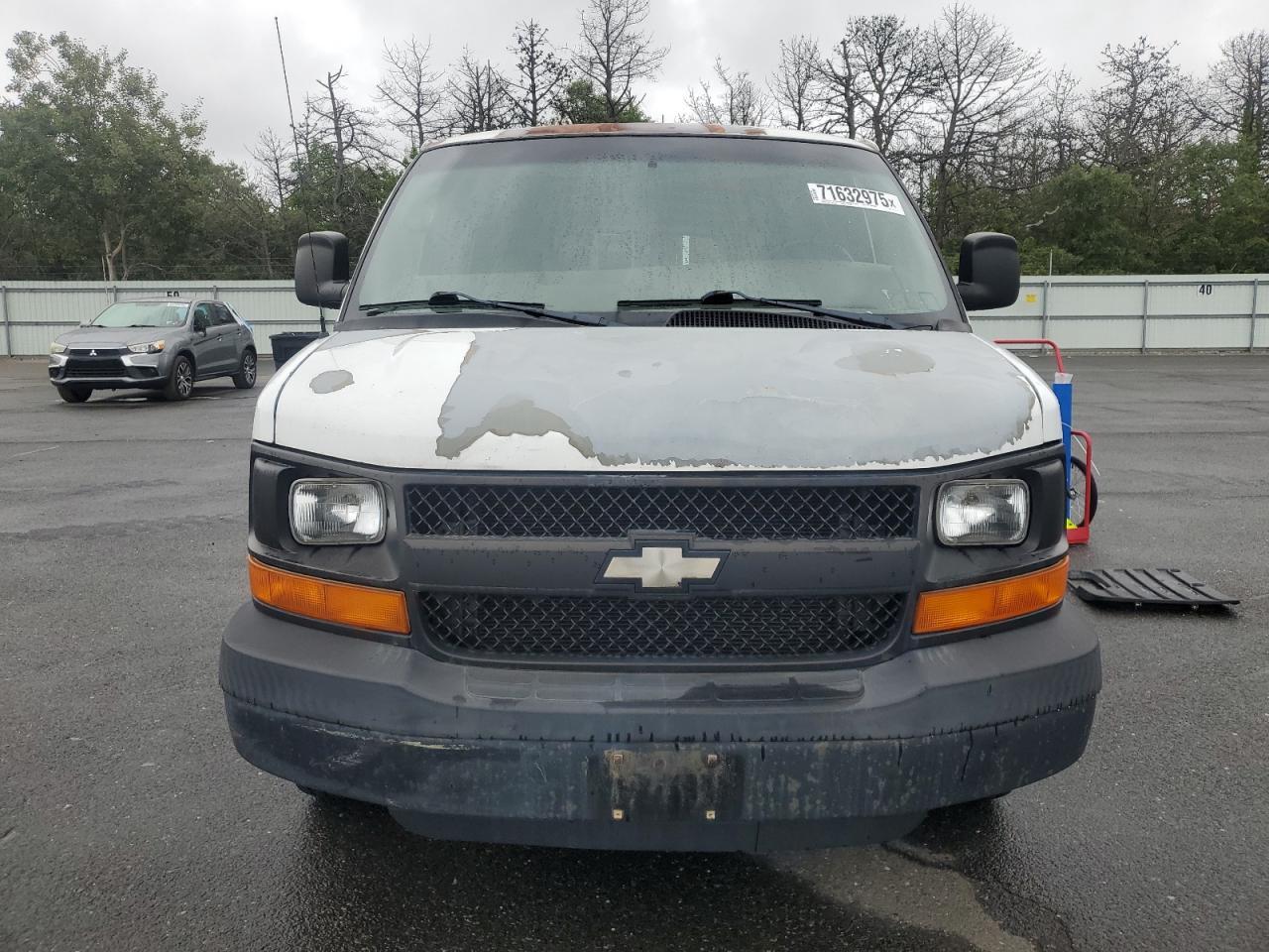2008 Chevrolet Express G2500 - Image 5