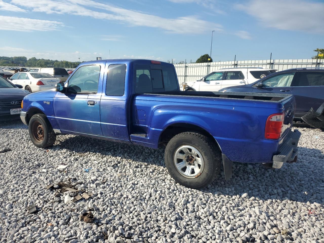 2003 Ford Ranger Super Cab - Image 2