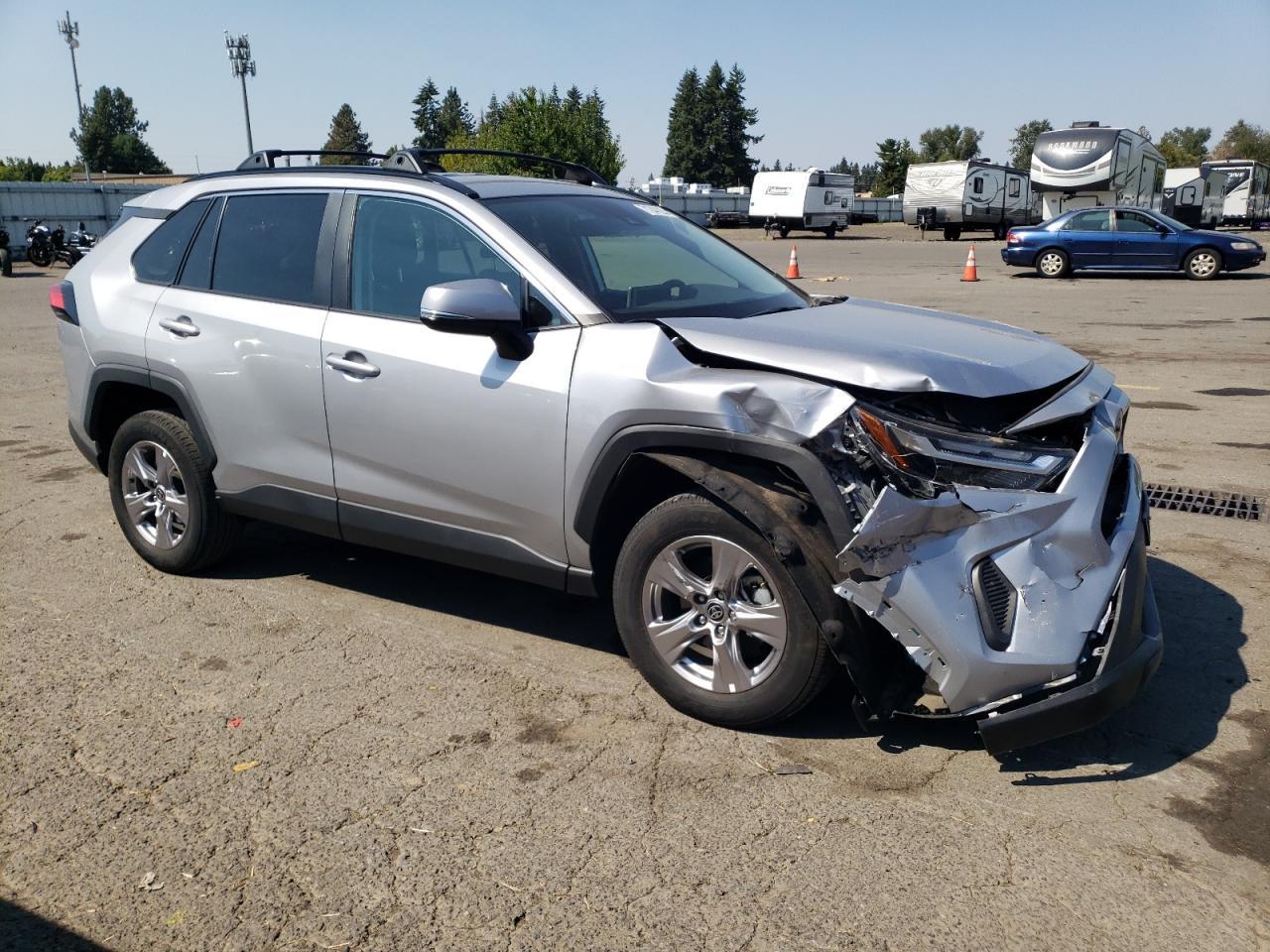 2023 Toyota Rav4 Xle - Фото 4