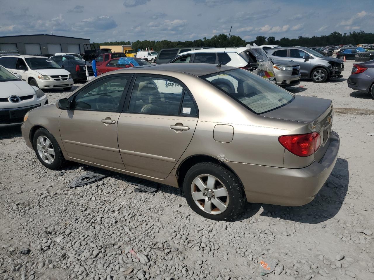 2004 Toyota Corolla Ce - Image 2