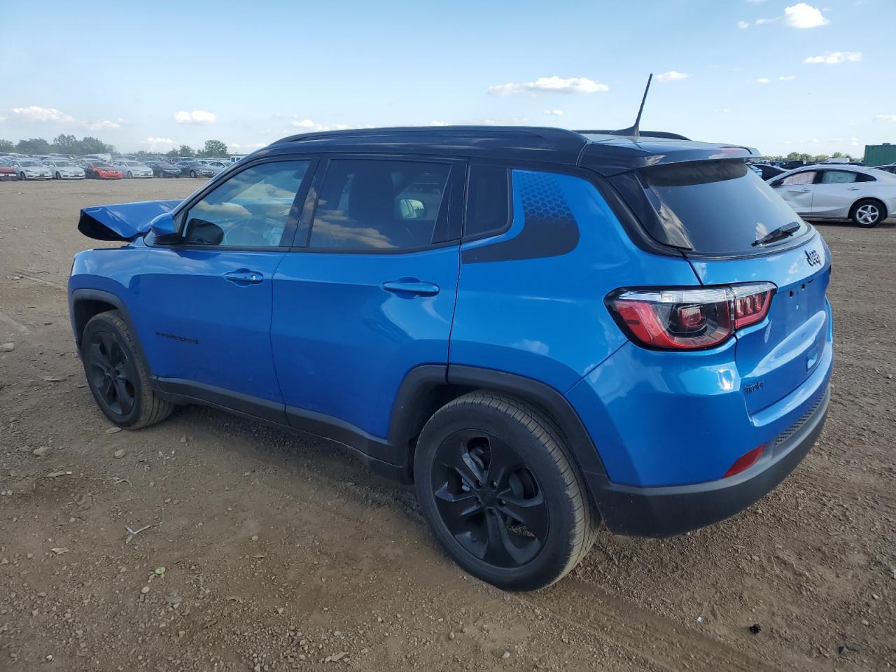 2021 Jeep Compass Latitude - Фото 2