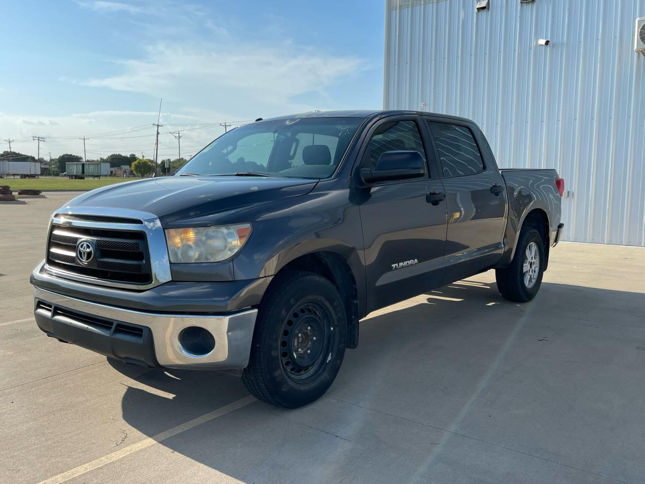 2012 Toyota Tundra Crewmax Sr5 - Фото 2