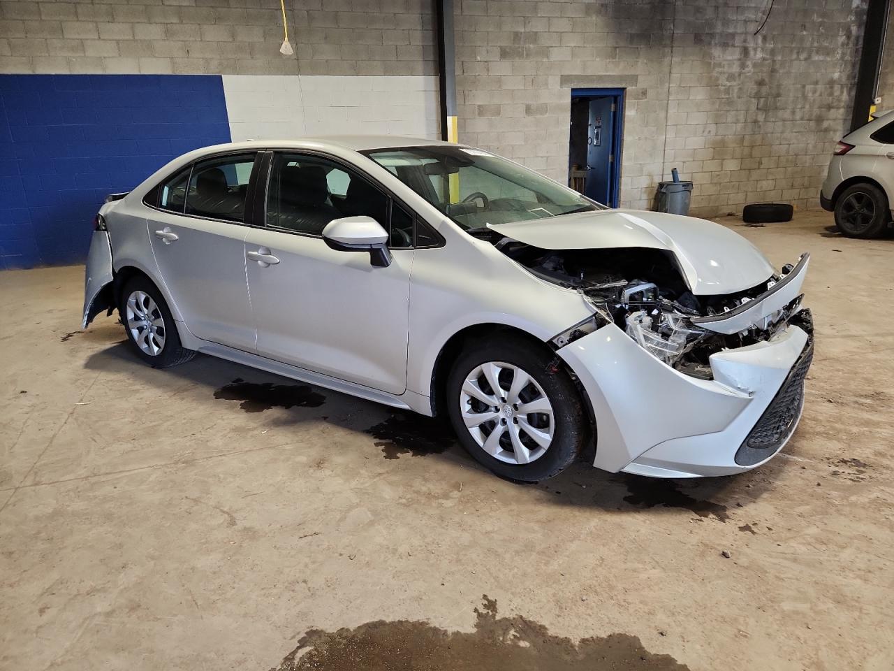 2020 Toyota Corolla Le - Фото 4