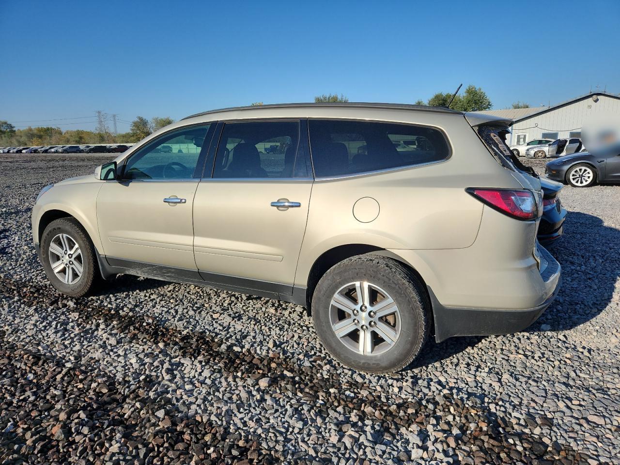 2016 Chevrolet Traverse Lt - Image 2