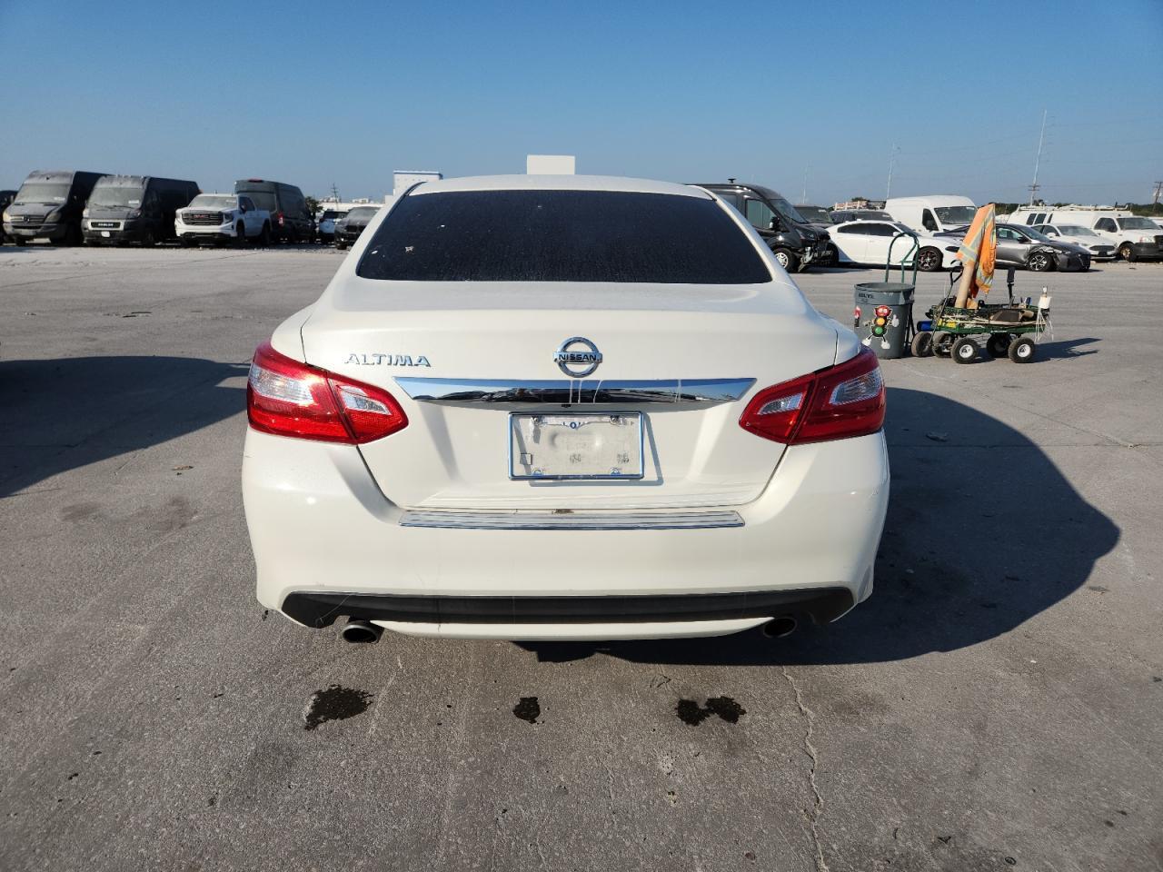 2017 Nissan Altima 2.5 - Фото 6