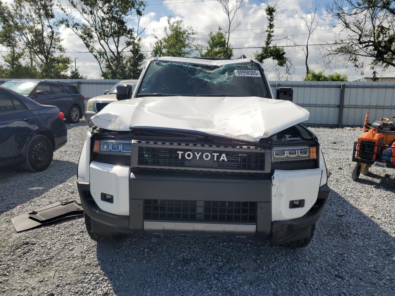 2025 Toyota Land Cruiser Base - Фото 5