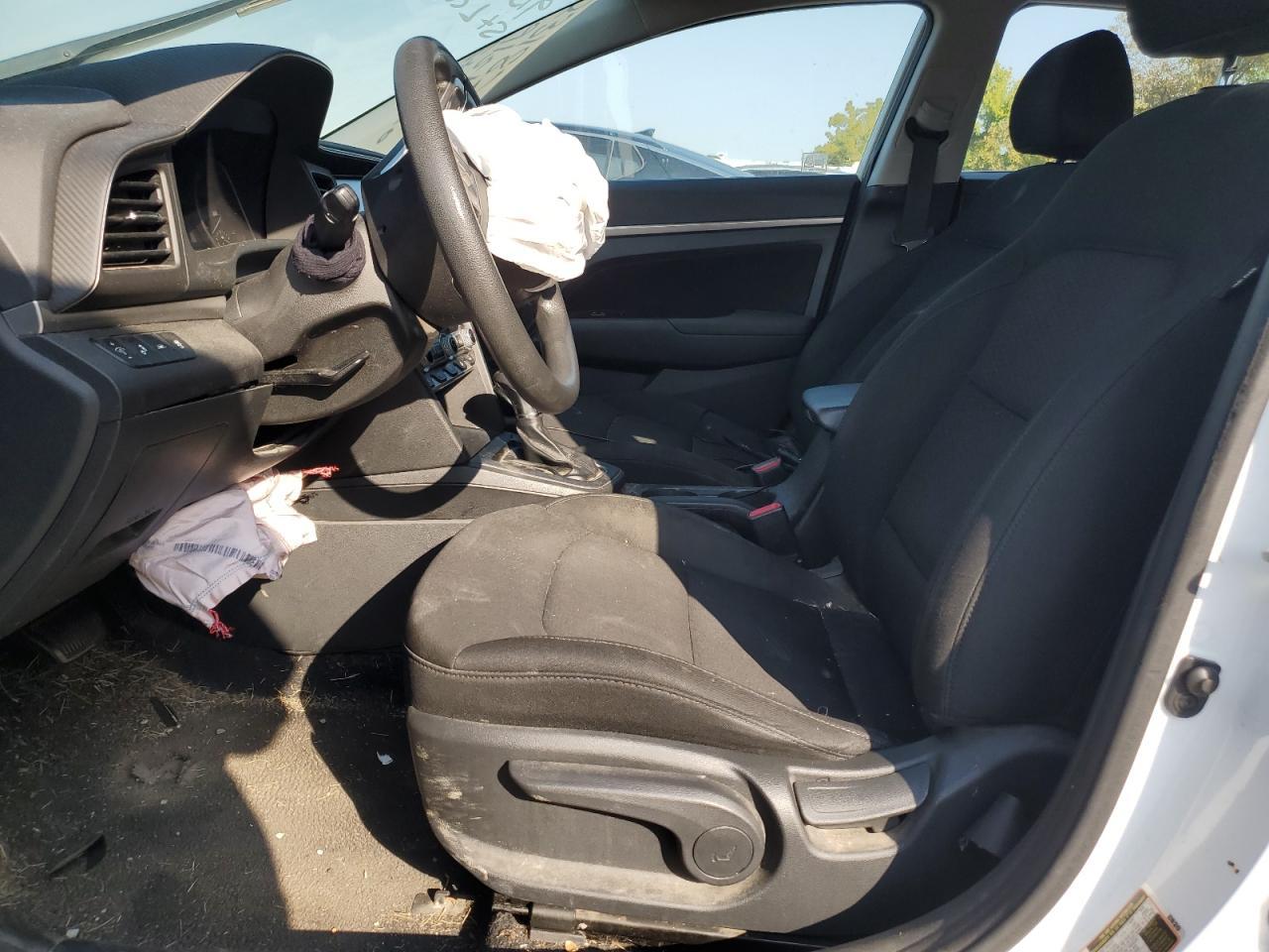 2020 Hyundai Elantra Sel - Фото 7