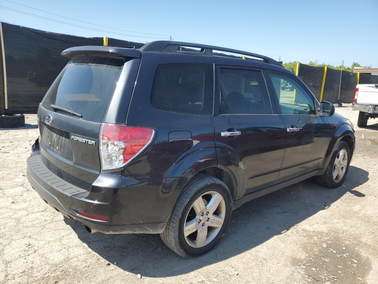 2010 Subaru Forester 2.5X Limited - Фото 3