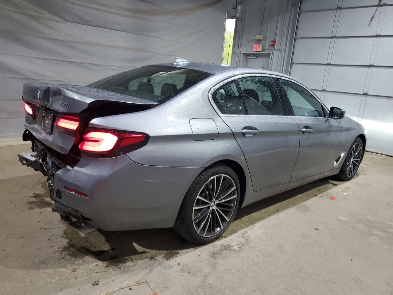 2023 BMW 530 Xi - Фото 3