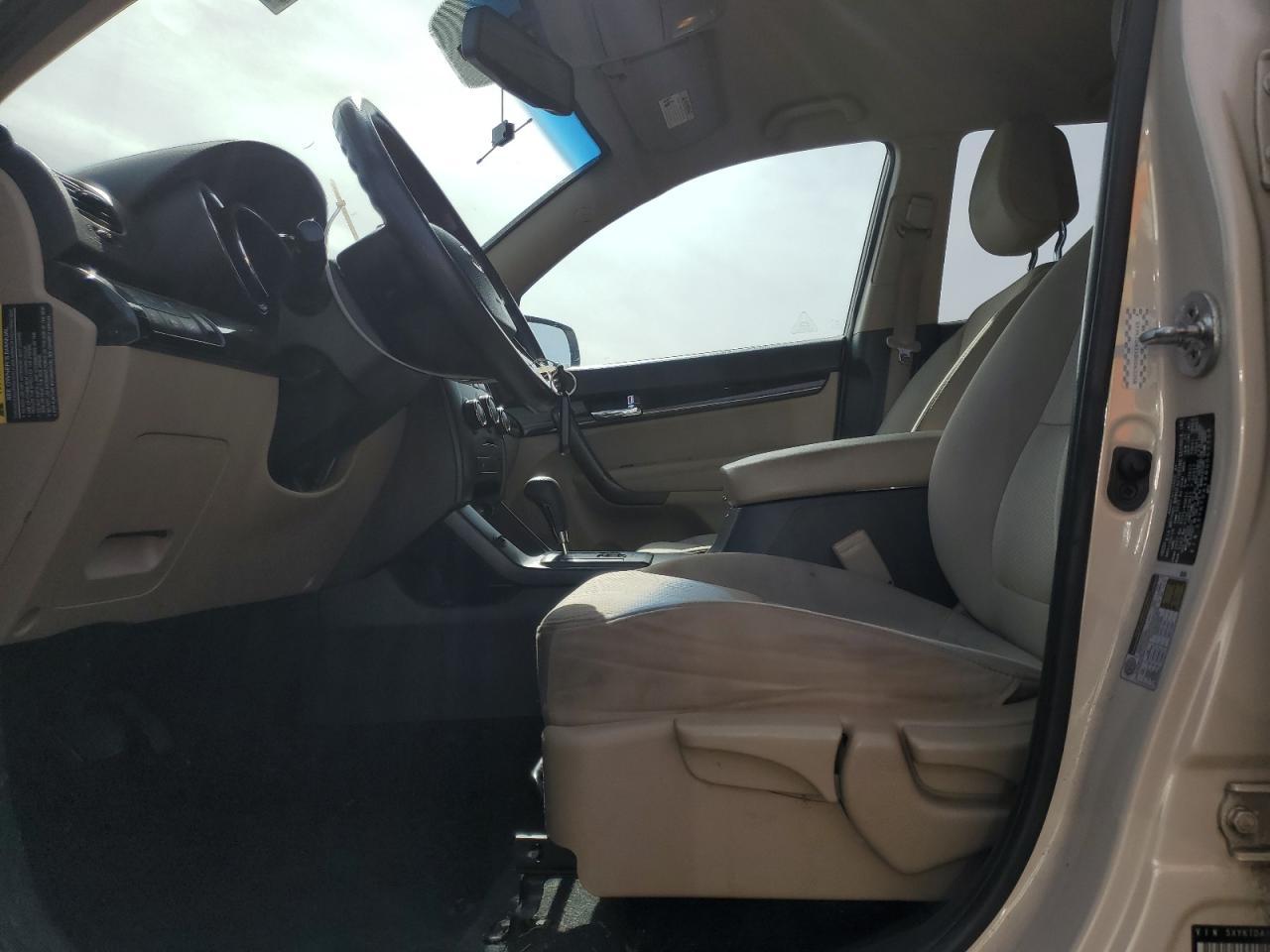 2011 Kia Sorento Base - Image 7