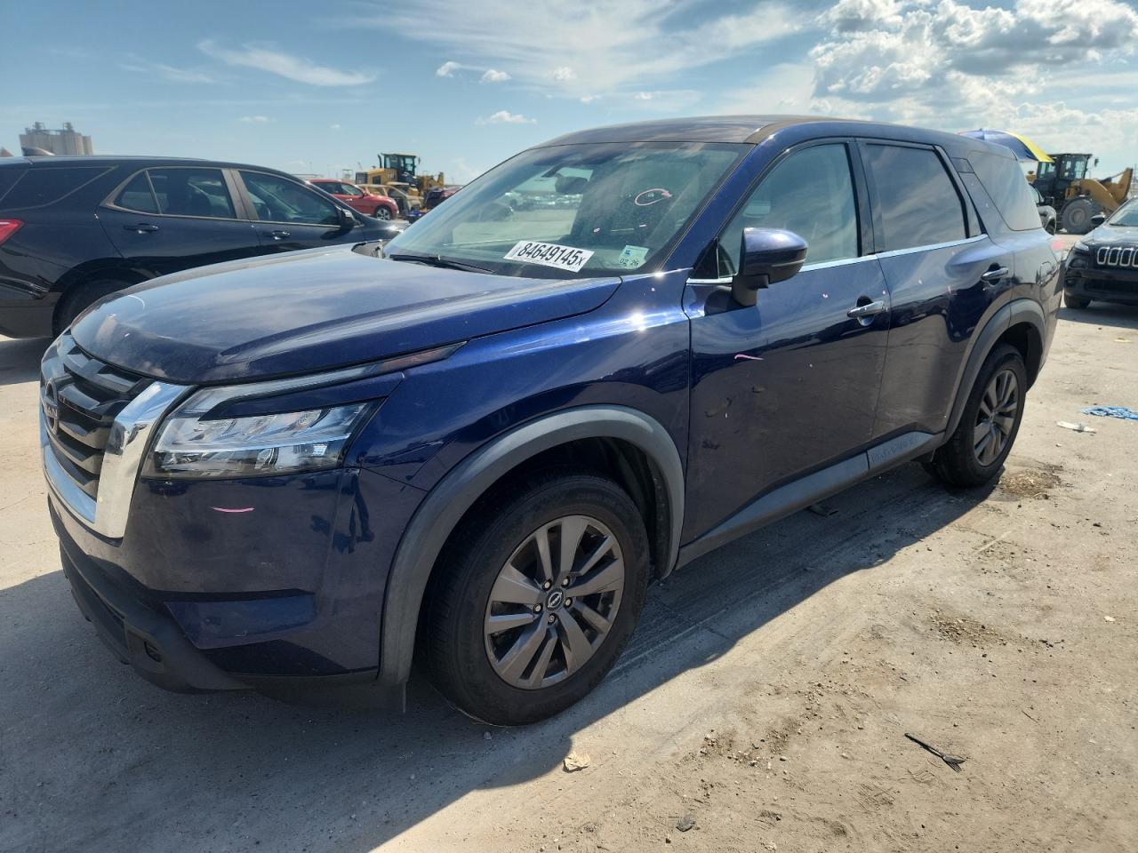 2022 Nissan Pathfinder S