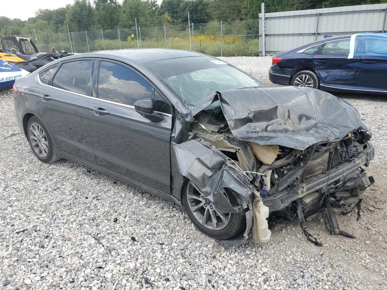 2017 Ford Fusion Se - Фото 4