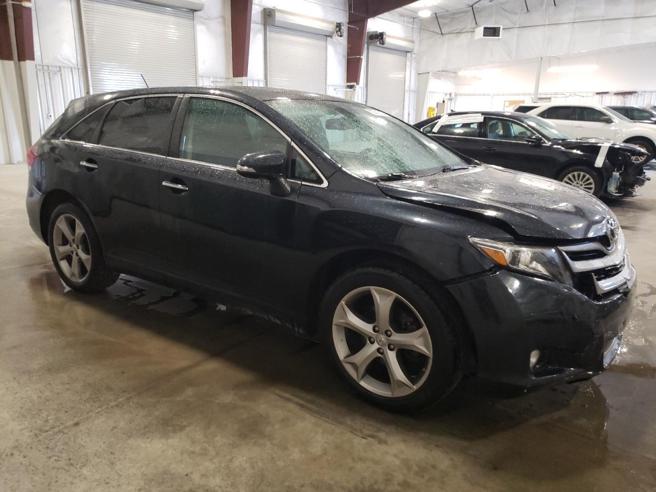 2013 Toyota Venza Le - Фото 4
