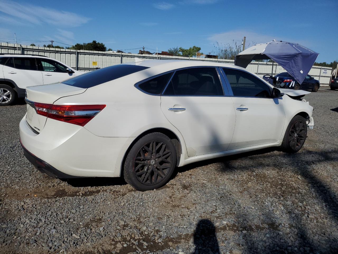 2015 Toyota Avalon Xle - Фото 3