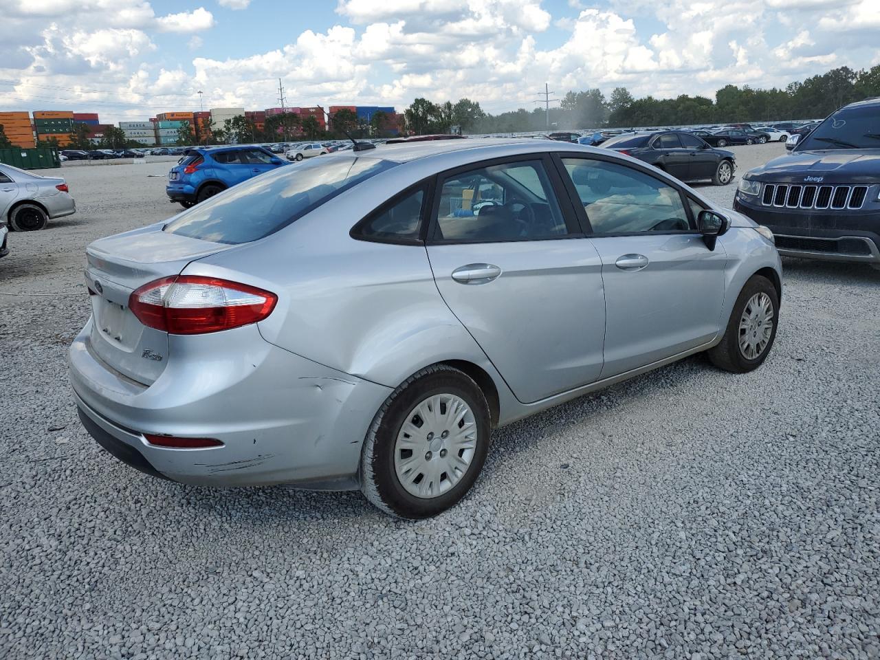 2018 Ford Fiesta S - Image 3