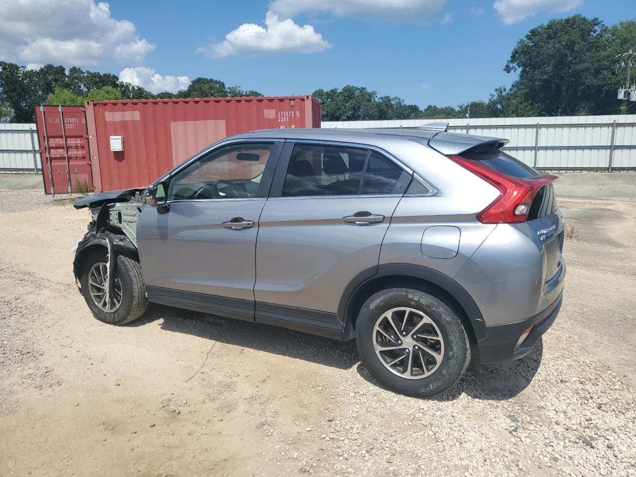 2020 Mitsubishi Eclipse Cross Es - Image 2
