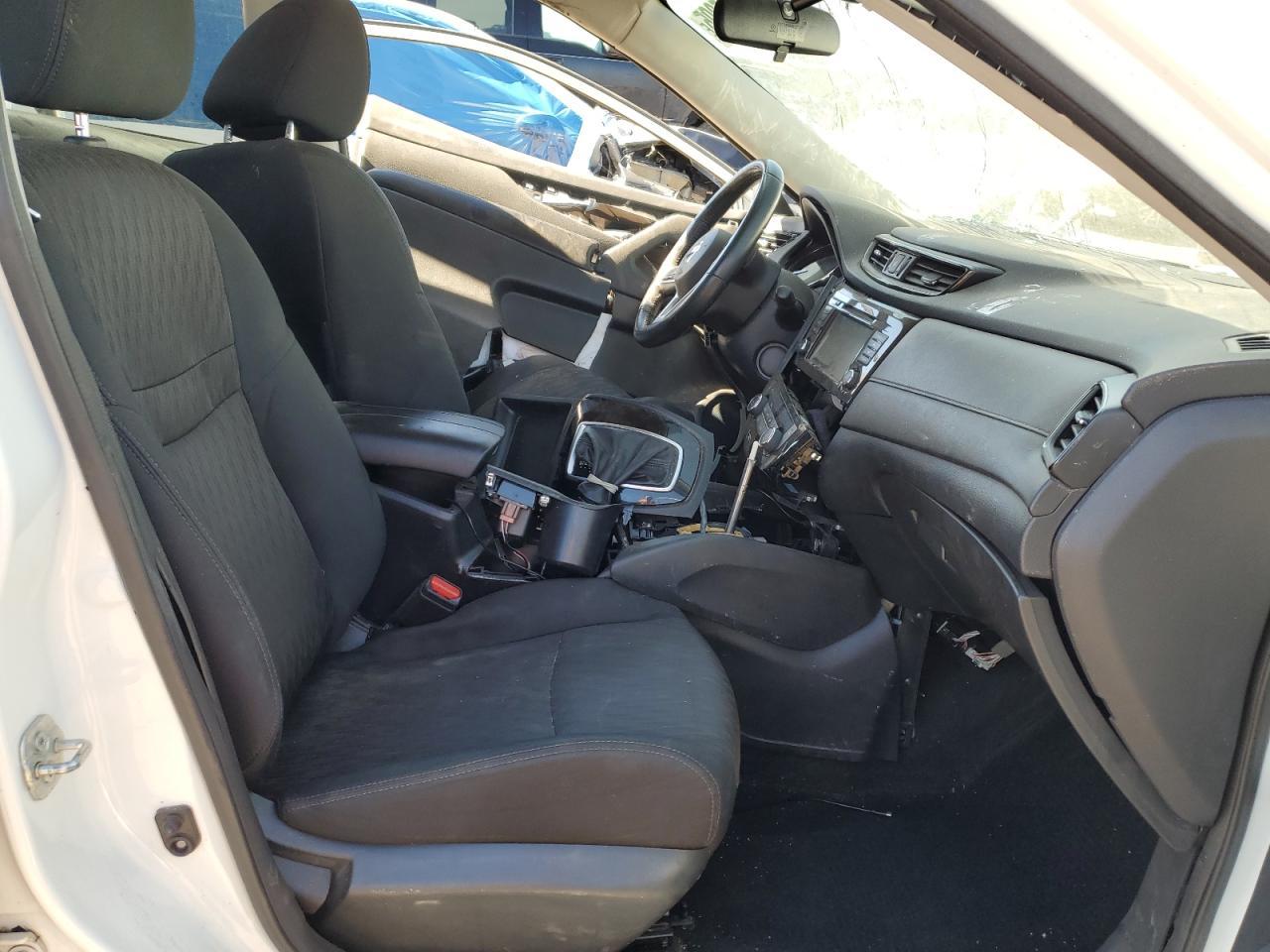 2018 Nissan Rogue S - Image 7