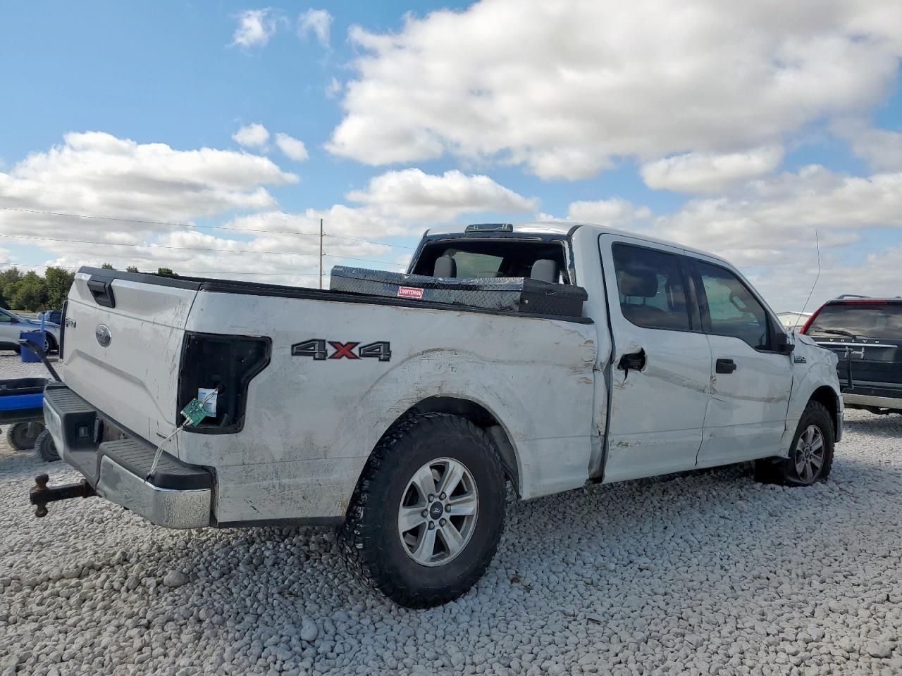 2016 Ford F150 Supercrew - Фото 3