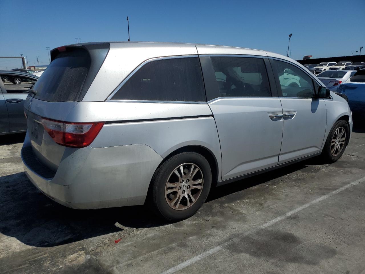 2011 Honda Odyssey Ex - Фото 3