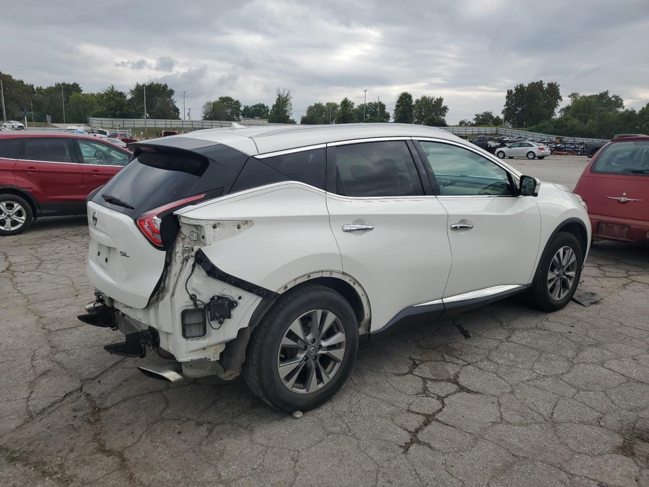 2015 Nissan Murano S - Image 3