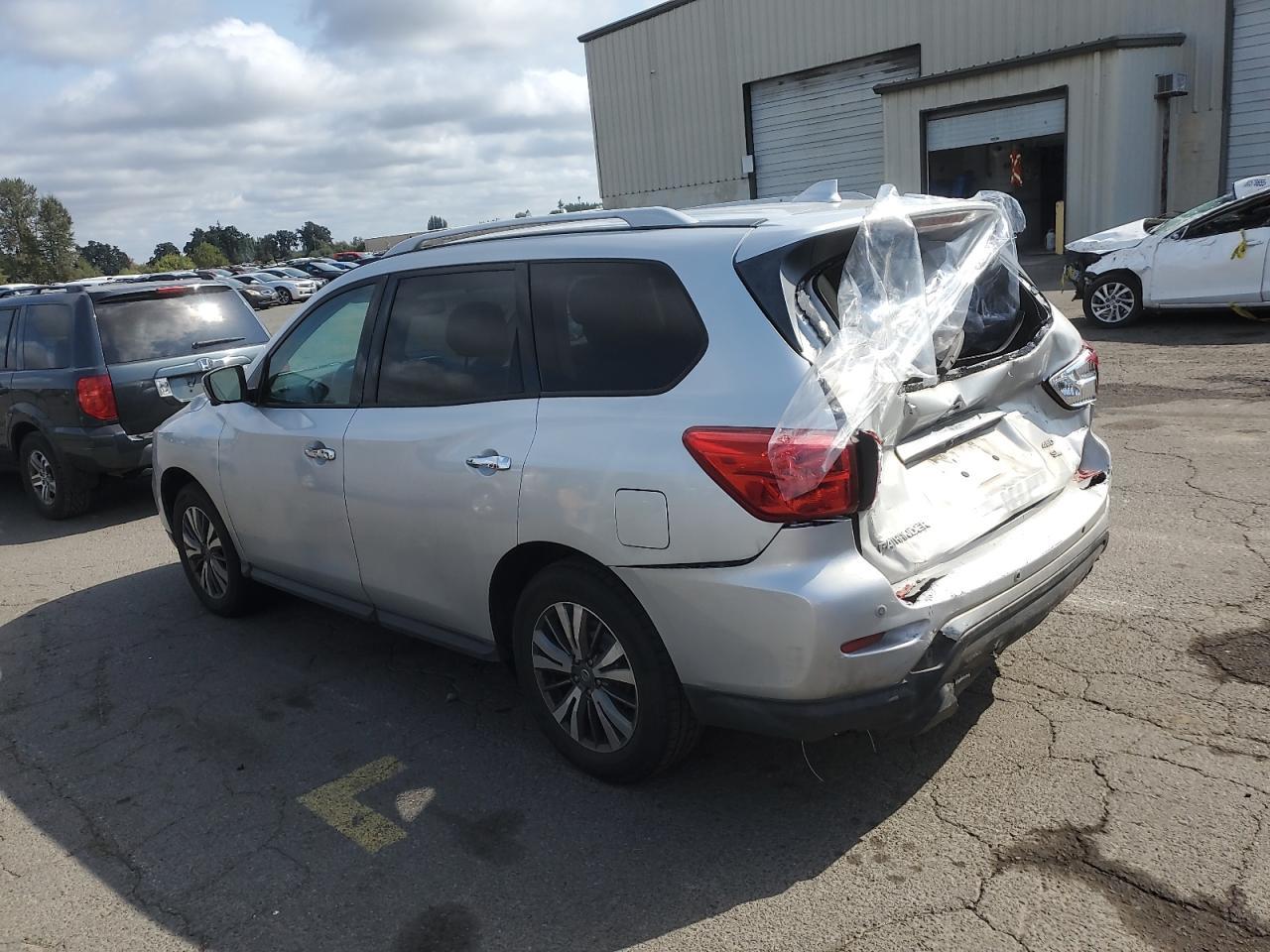 2019 Niss Pathfinder S - Фото 2