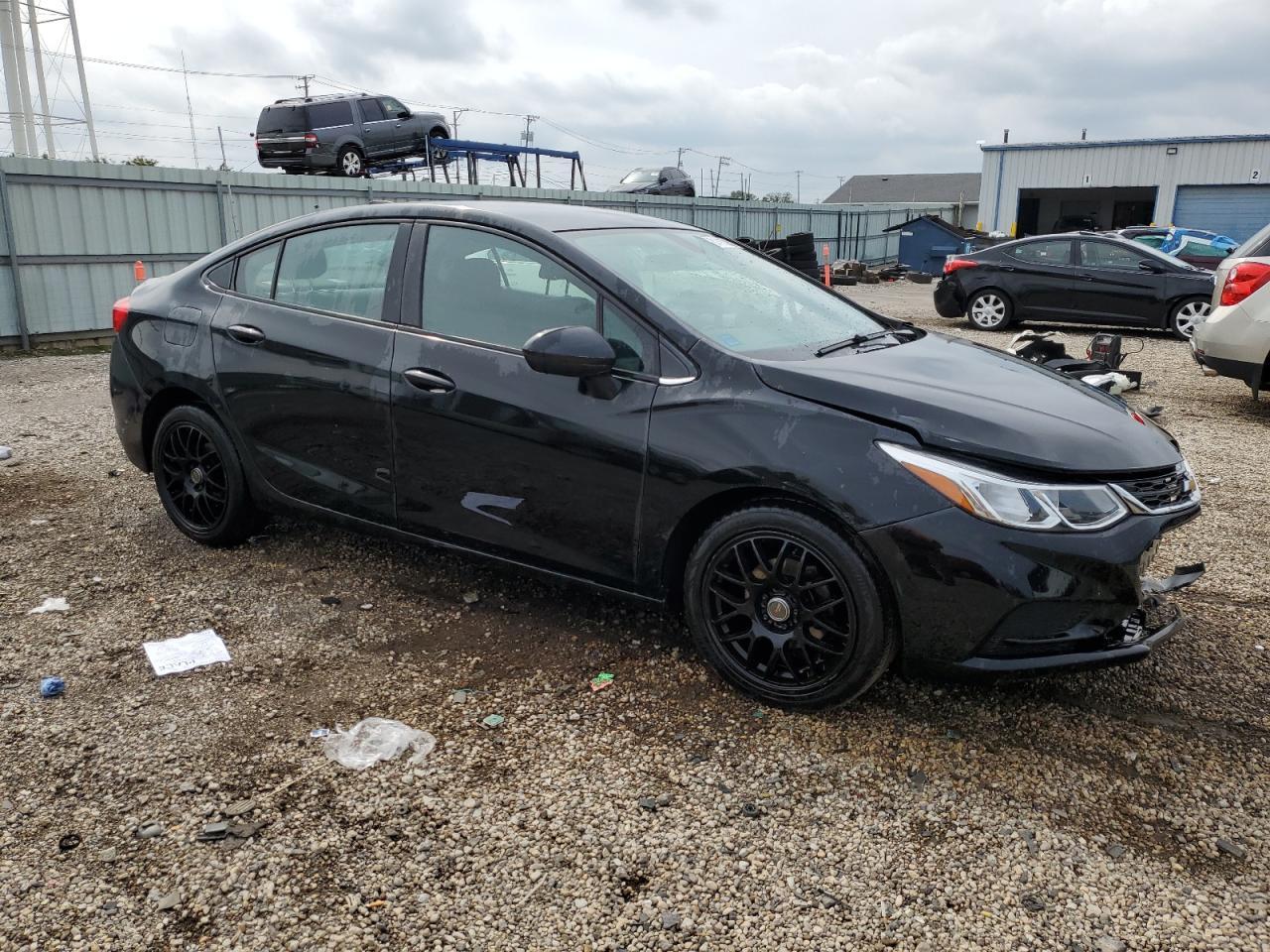 2017 Chevrolet Cruze Ls - Фото 4