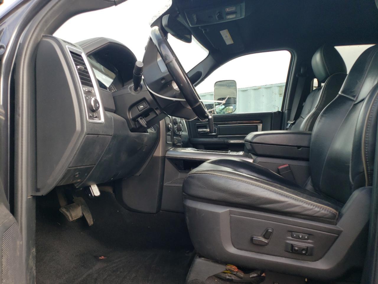 2016 Ram 3500 Longhorn - Image 7