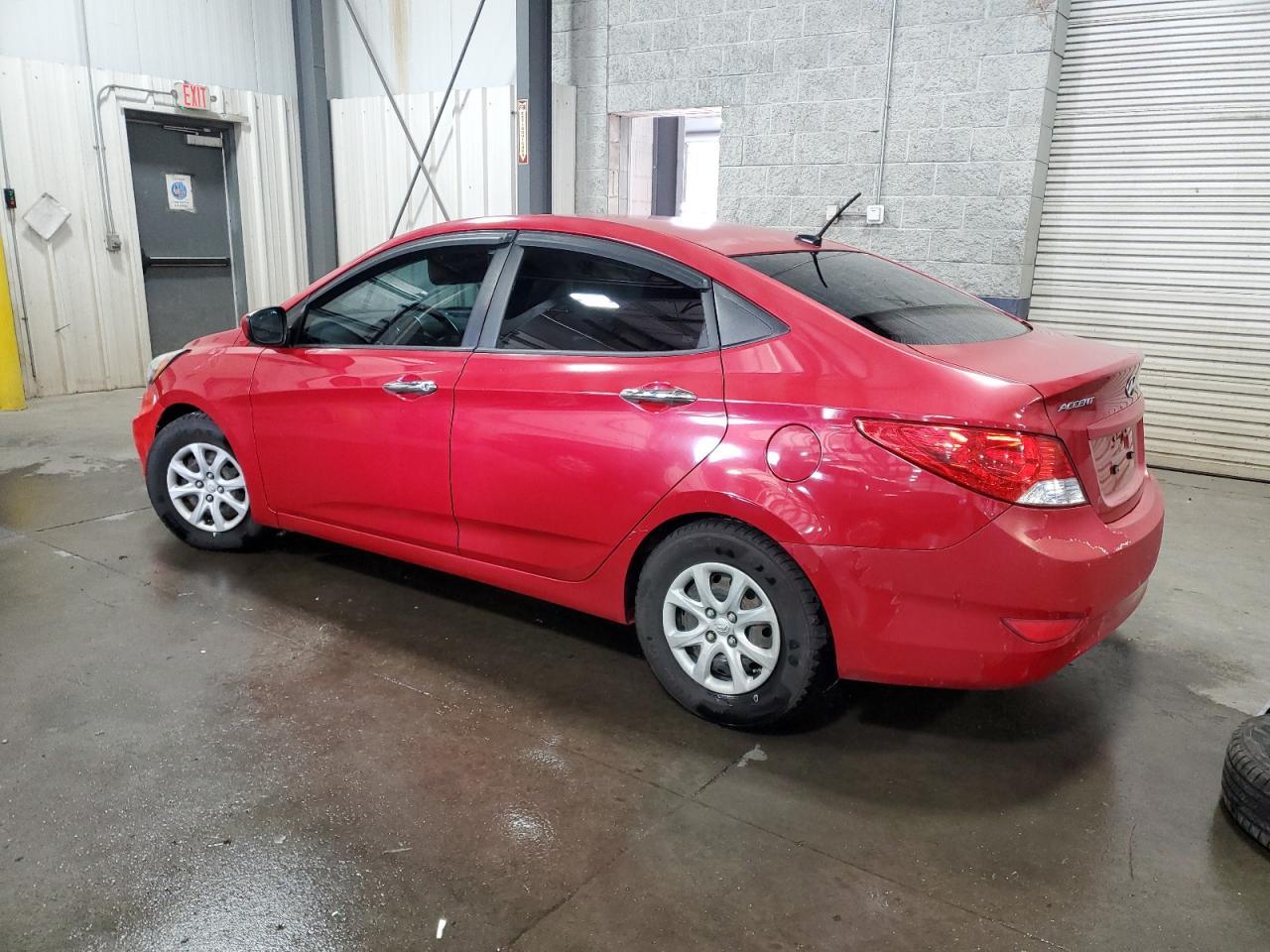 2013 Hyundai Accent Gls - Фото 2