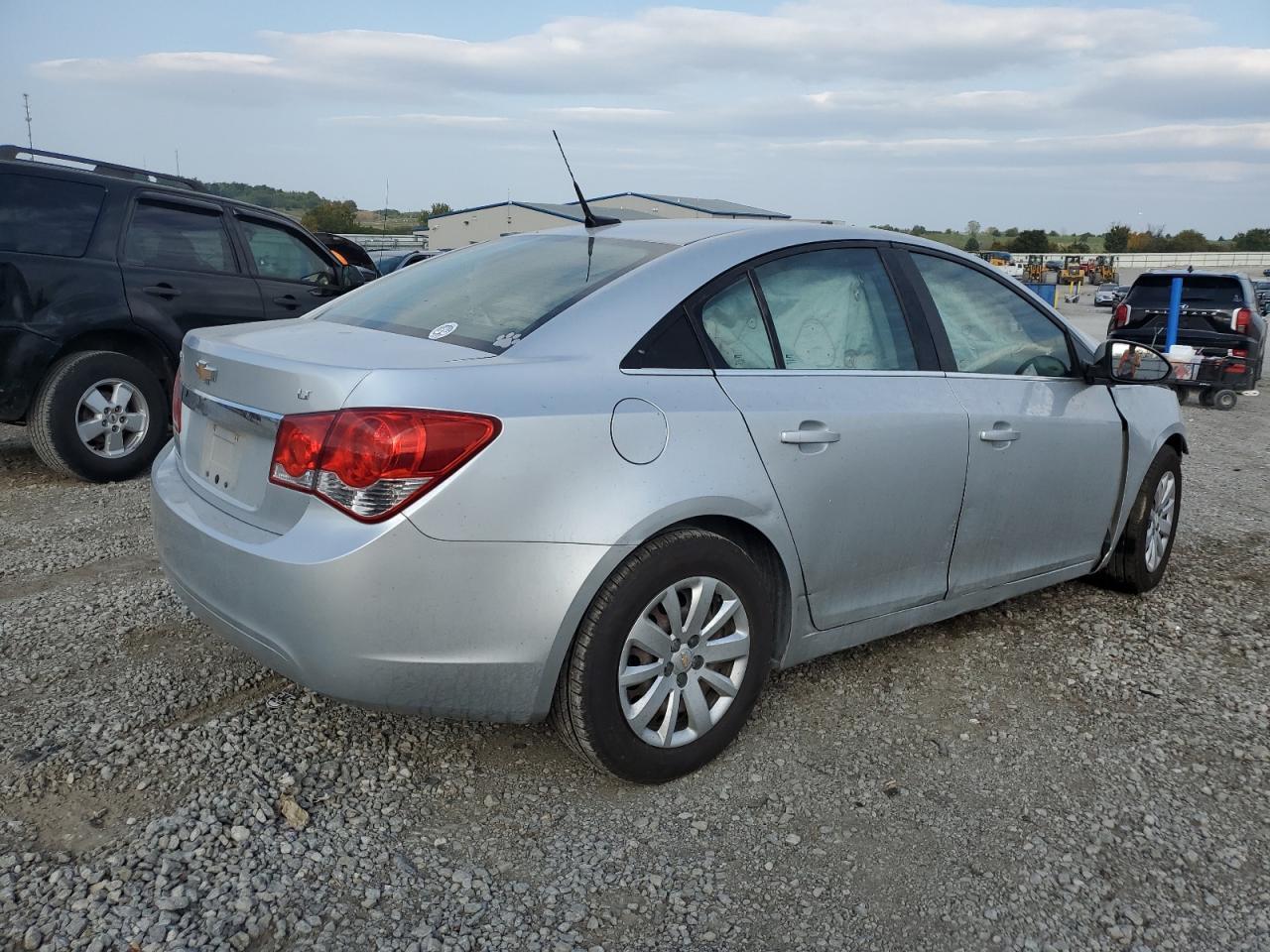 2011 Chevrolet Cruze Lt - Image 3