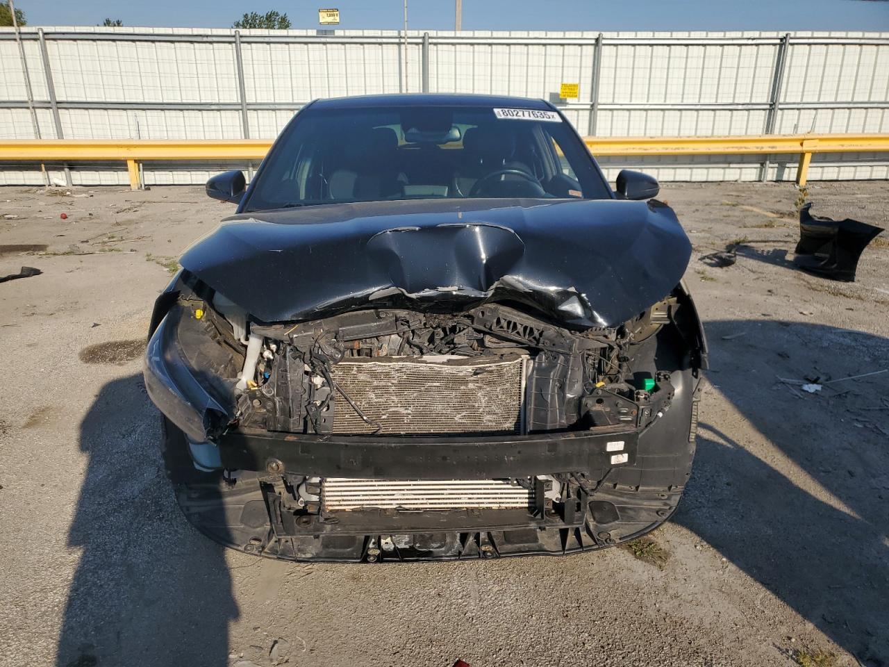 2019 Hyundai Veloster Turbo - Image 5