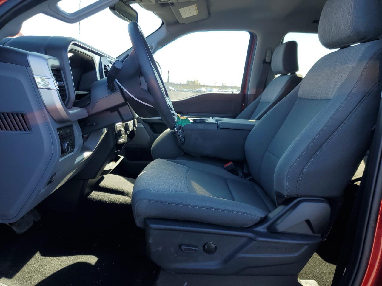 2024 Ford F250 Super Duty - Фото 7