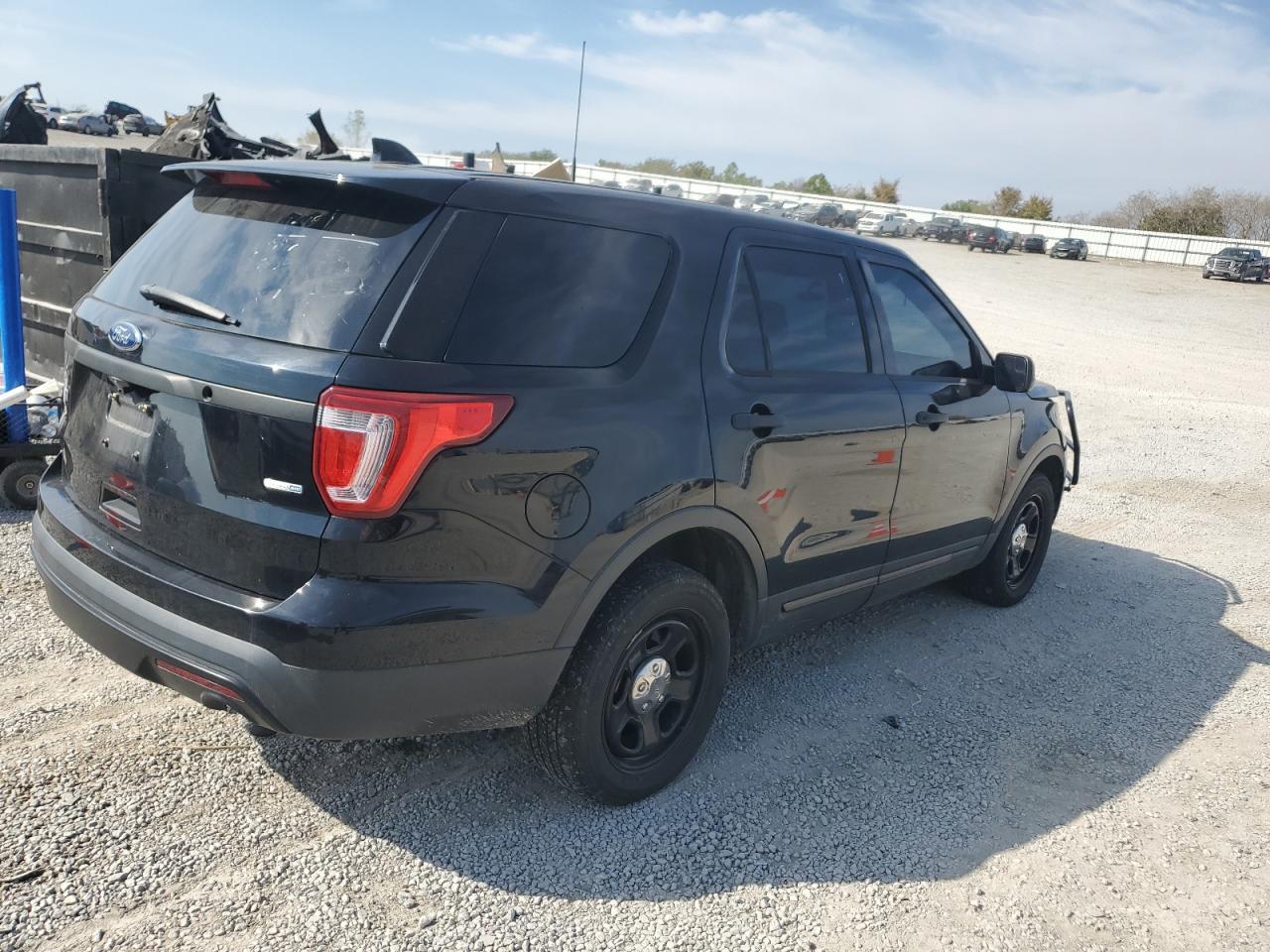 2017 Ford Explorer Police Interceptor - Image 3
