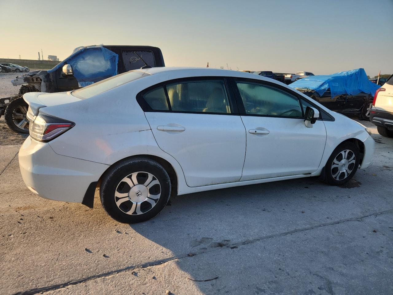 2015 Honda Civic Hybrid - Image 3