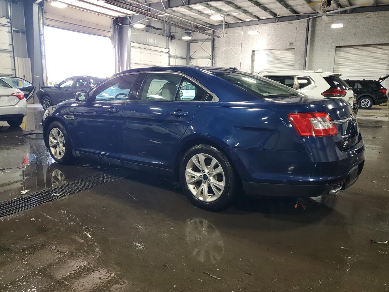 2012 Ford Taurus Sel - Фото 2