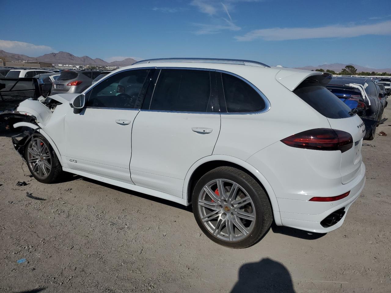 2017 Porsche Cayenne Gts - Фото 2