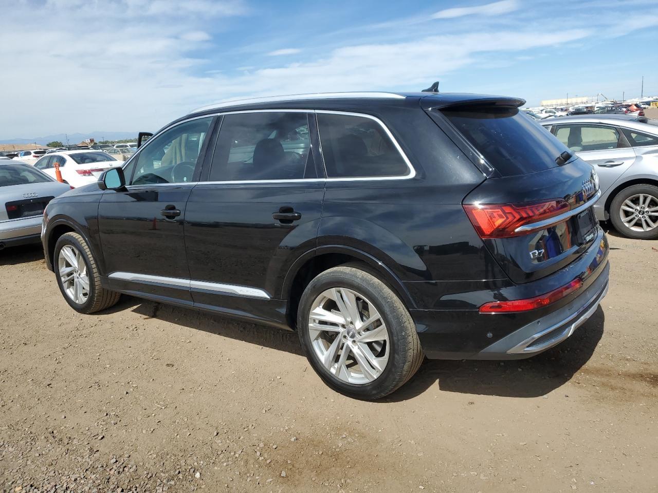 2020 Audi Q7 Premium Plus - Фото 2