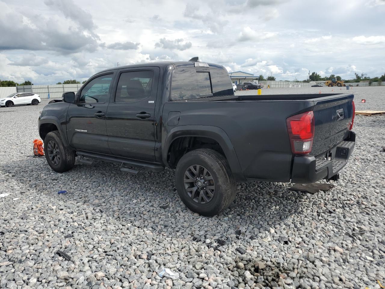 2022 Toyota Tacoma Double Cab - Фото 2
