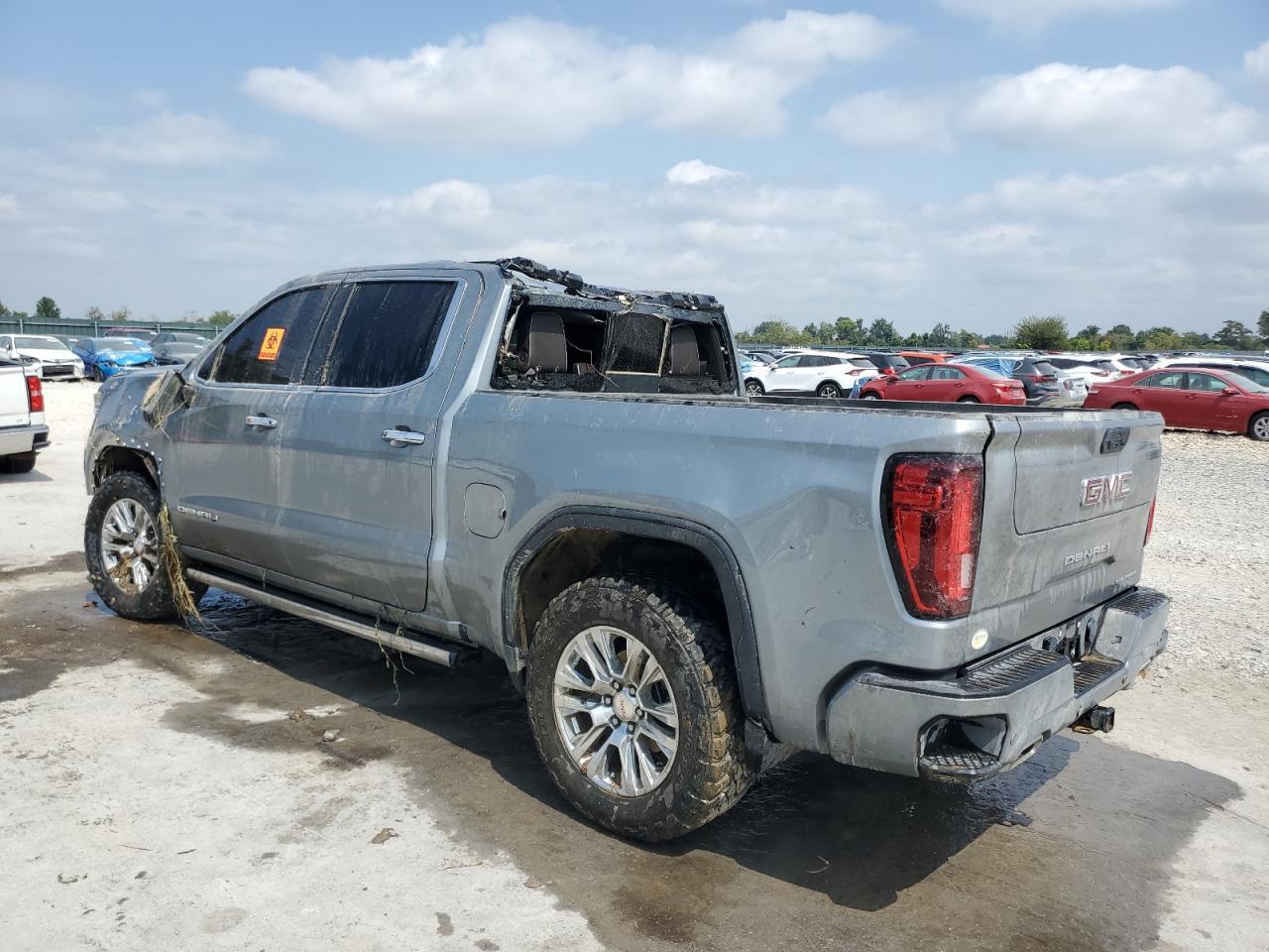 2025 GMC Sierra K1500 Denali - Фото 2