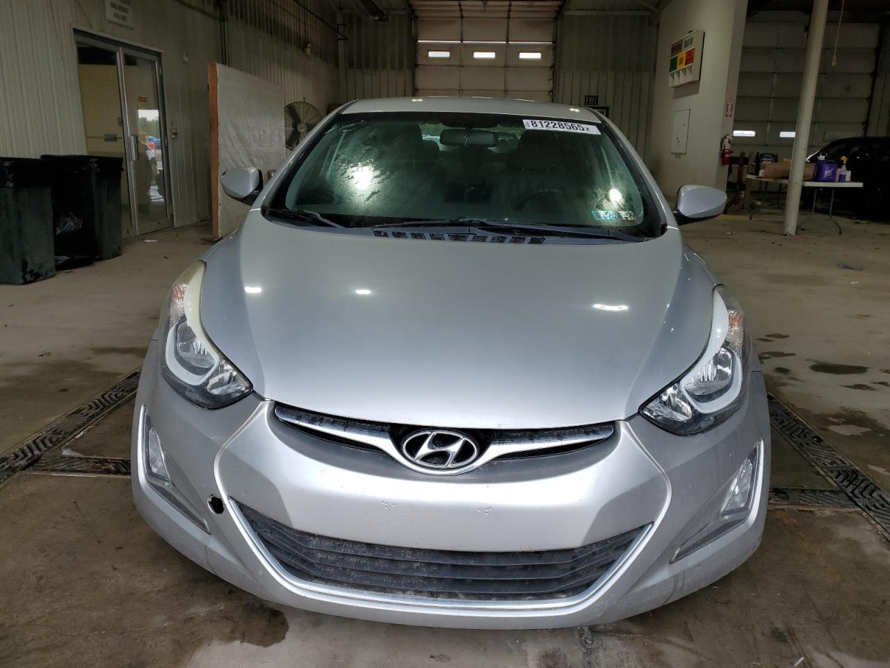 2016 Hyundai Elantra Se - Фото 5