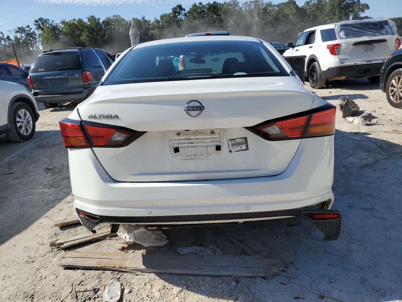 2023 Nissan Altima S - Image 6