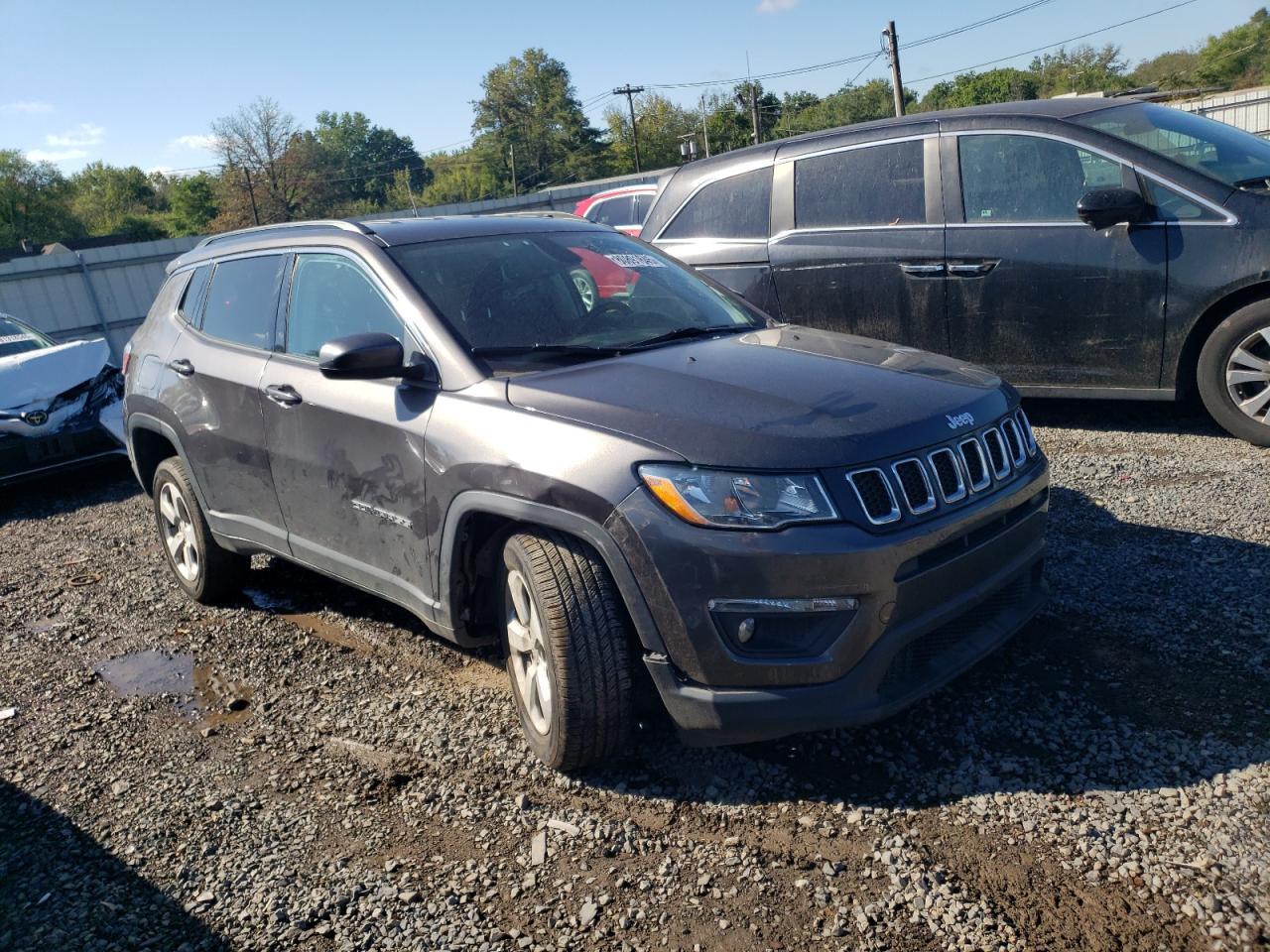 2021 Jeep Compass Latitude - Image 4