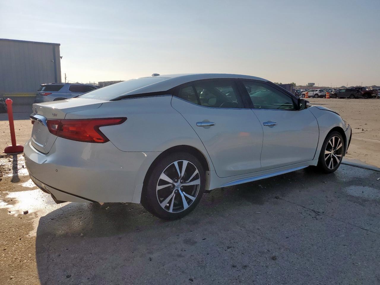 2017 Nissan Maxima 3.5S - Фото 3
