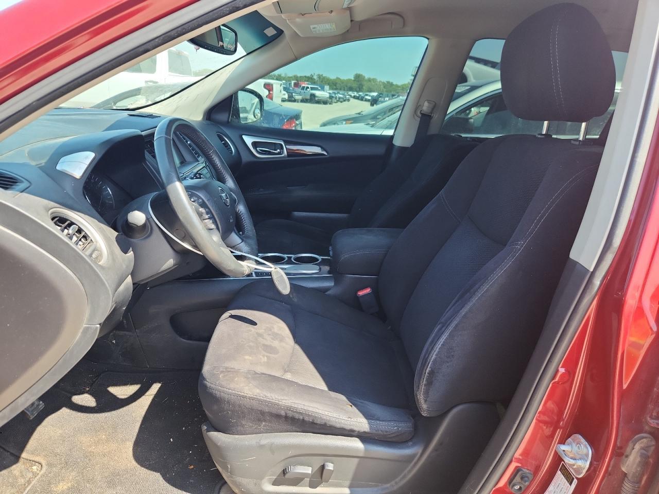 2016 Nissan Pathfinder S - Фото 7