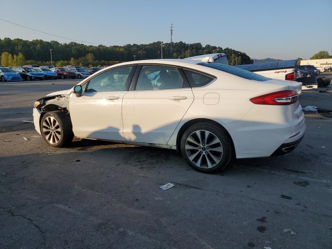 2020 Ford Fusion Se - Фото 2