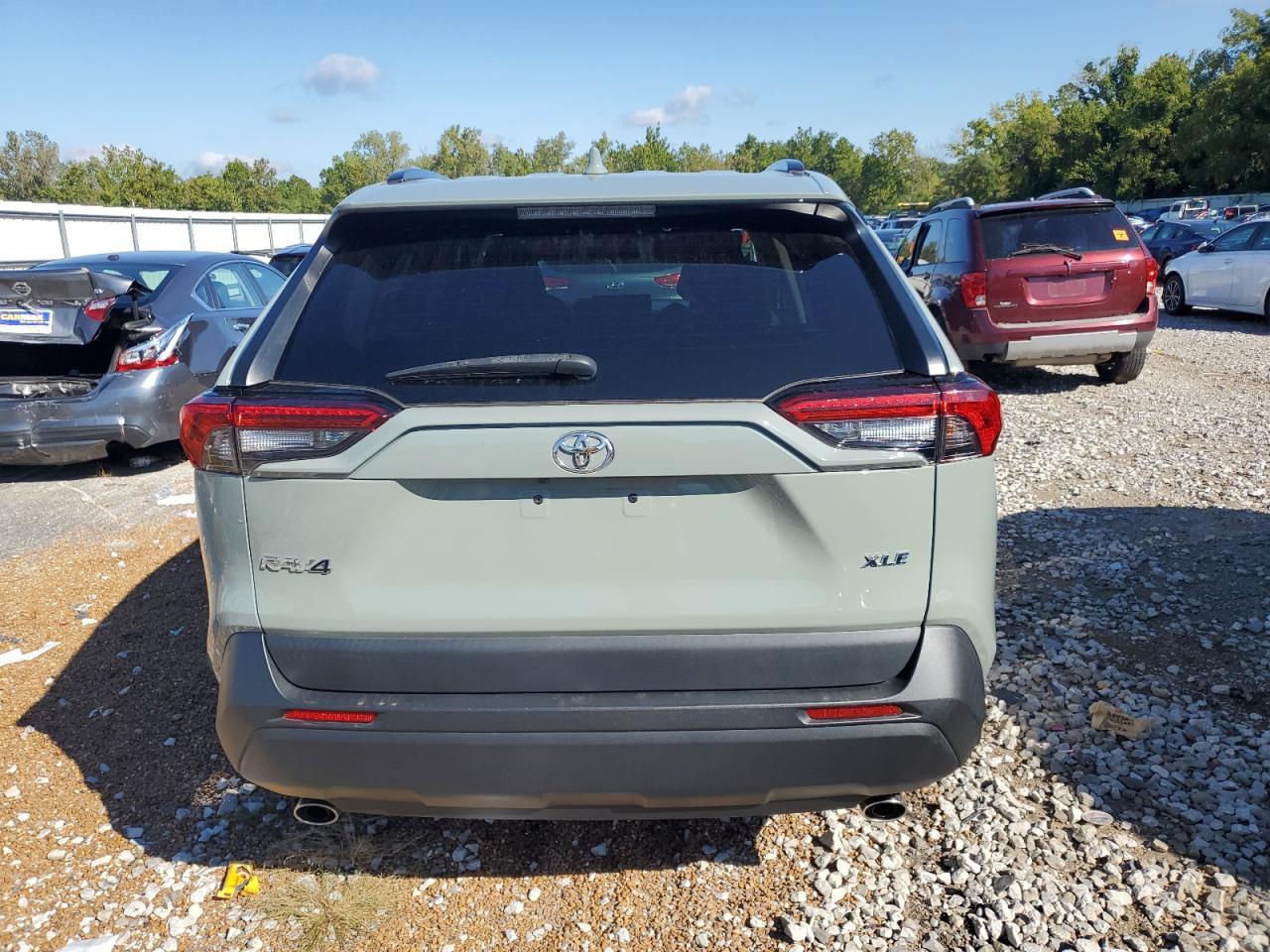 2021 Toyota Rav4 Xle - Image 6