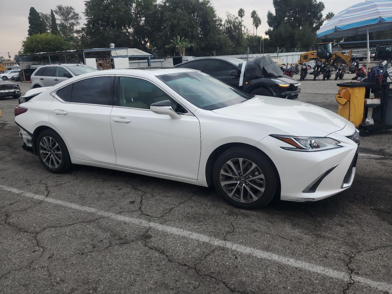 2022 Lexus Es 350 Base - Image 4