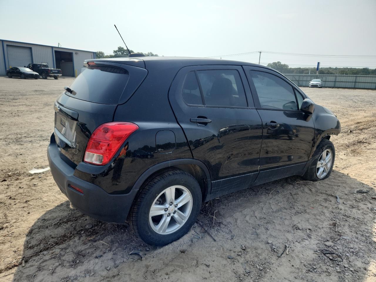 2021 Chevrolet Trax Ls - Фото 3