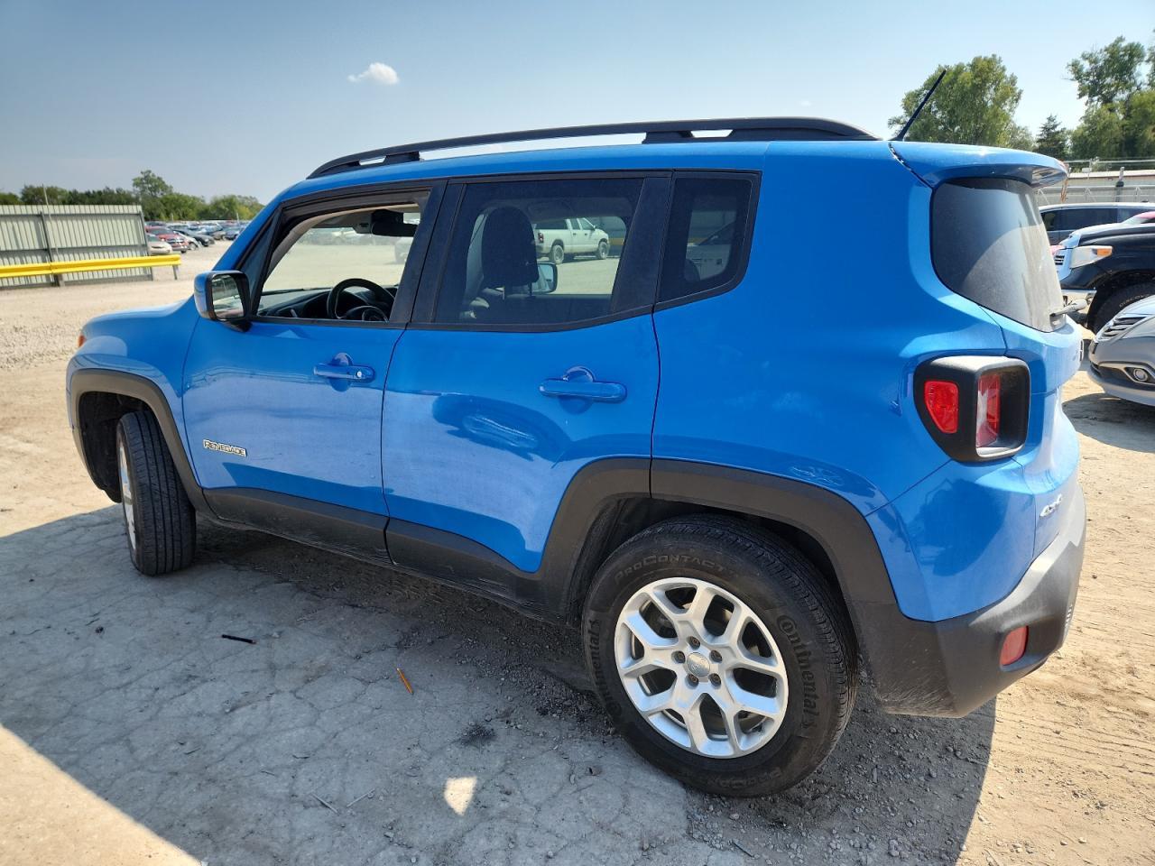 2015 Jeep Renegade Latitude - Фото 2