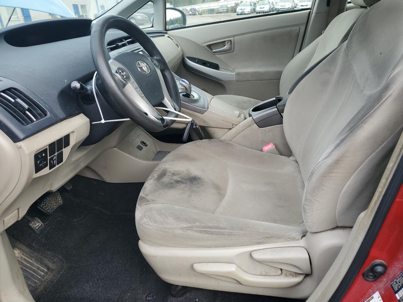2013 Toyota Prius - Image 7