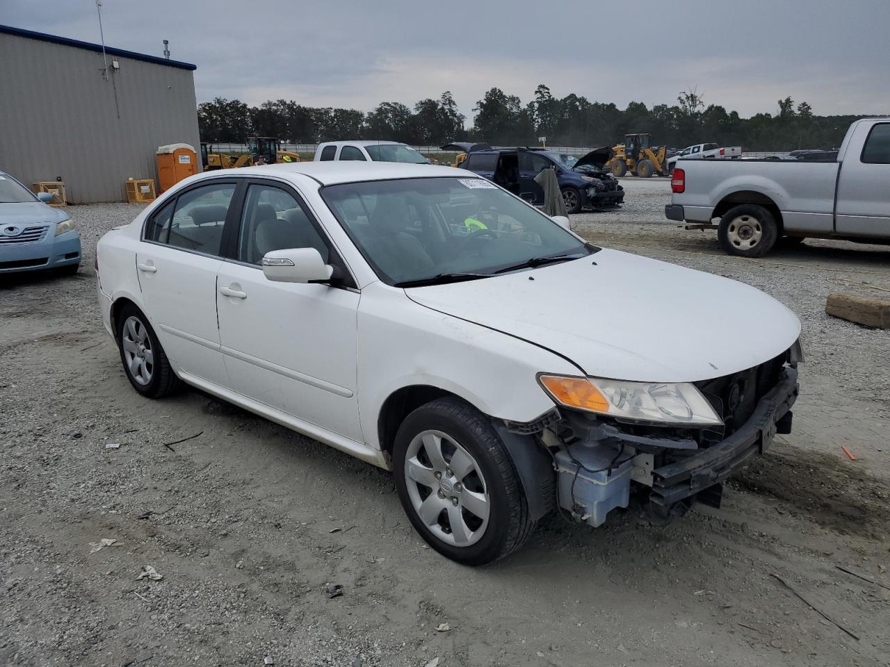 2010 Kia Optima Lx - Image 4